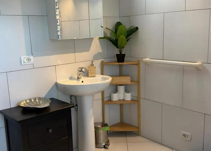 Peaceful Country Living At At Clara * Vimignano-Chiesa