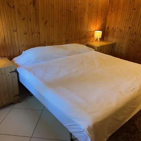 Peaceful Country Living At At Clara 公寓